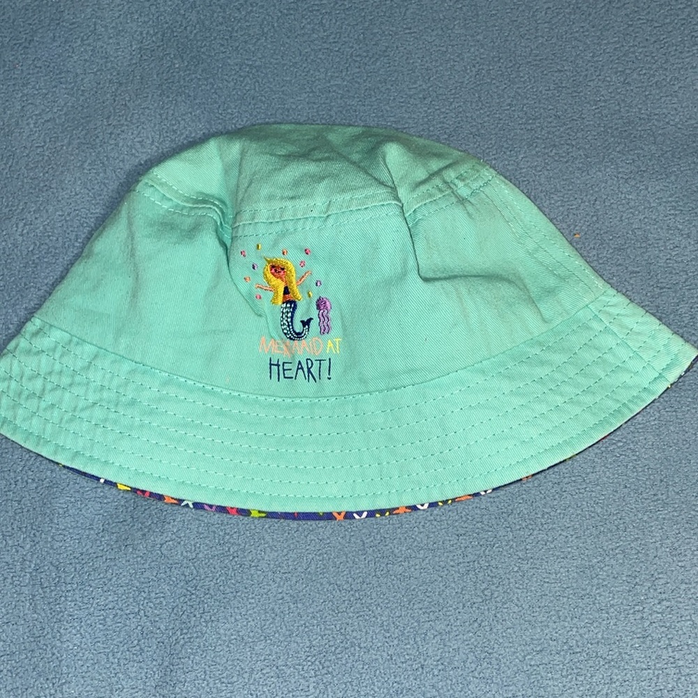Gertex size 4-6X aqua-colored bucket hat with mermaid embroidery